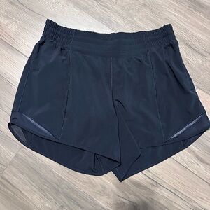 Lulu Hotty Hot 4” Women's Black Athletic Shorts